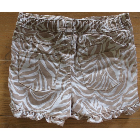 Preowned Girls 5/ 5T (3 Piece) Bundle Lot - Picture 8 of 11